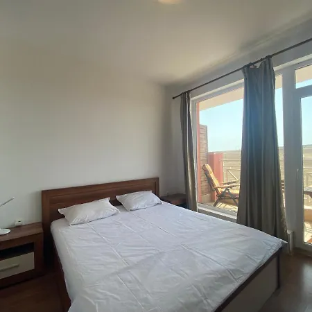 Apartman Sunny Day6-25 *